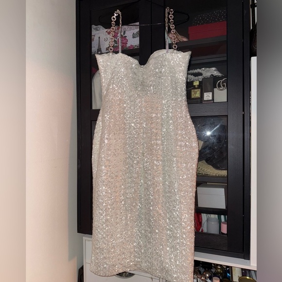 NADINE MERABI Nina Embellished Body-Con Cocktail Dress - Picture 7 of 11